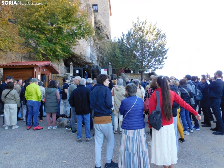 Fotos: Soria rememora una foto de 1.932 y homenajea a Antonio Machado en la ermita de San Saturio