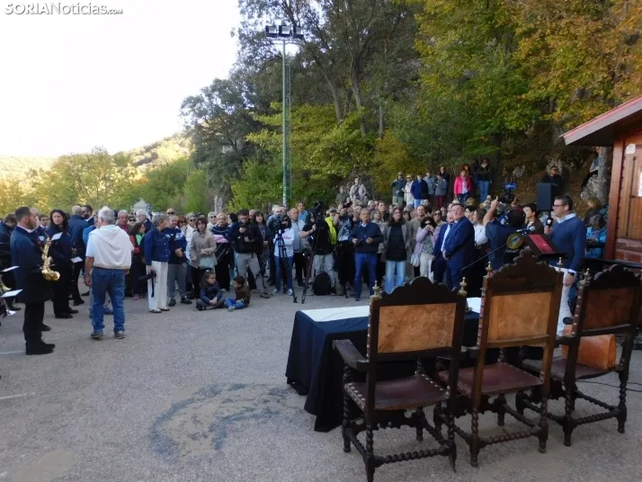 Fotos: Soria rememora una foto de 1.932 y homenajea a Antonio Machado en la ermita de San Saturio