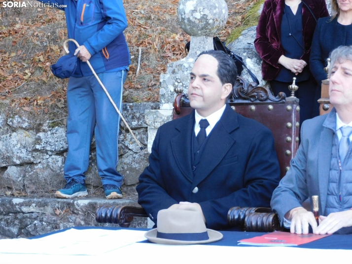 Fotos: Soria rememora una foto de 1.932 y homenajea a Antonio Machado en la ermita de San Saturio