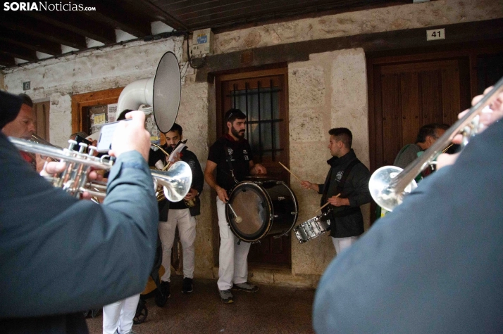 El Burgo: Concentración de charangas 