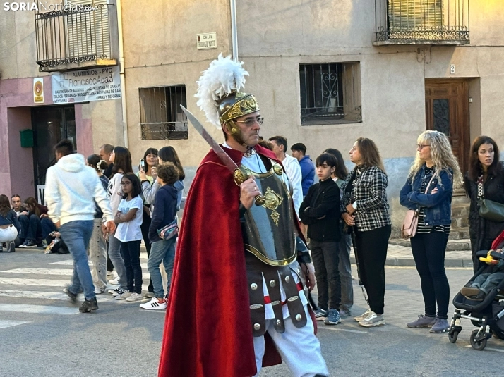 GALER&Iacute;A | Tarde hist&oacute;rica para El Burgo de Osma: 16 cofrad&iacute;as han recorrido sus calles