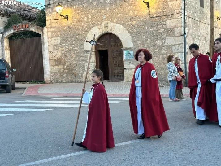 GALER&Iacute;A | Tarde hist&oacute;rica para El Burgo de Osma: 16 cofrad&iacute;as han recorrido sus calles