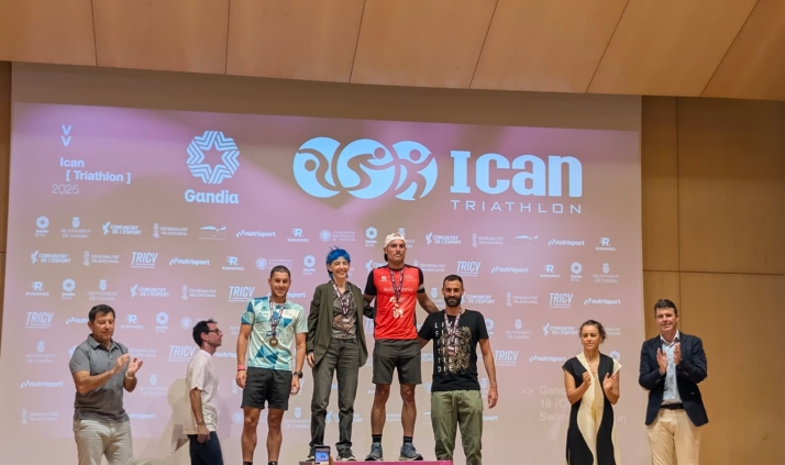 Triatletas sorianos logran el podio en el Ironman de Gand&iacute;a