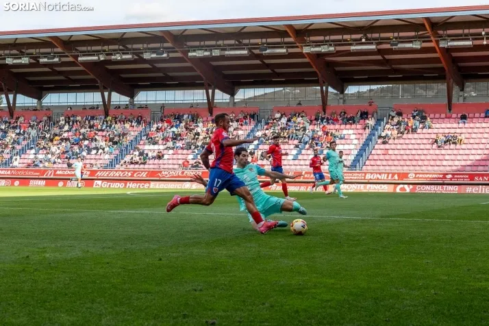 Numancia vs Sámano./ Viksar Fotografía