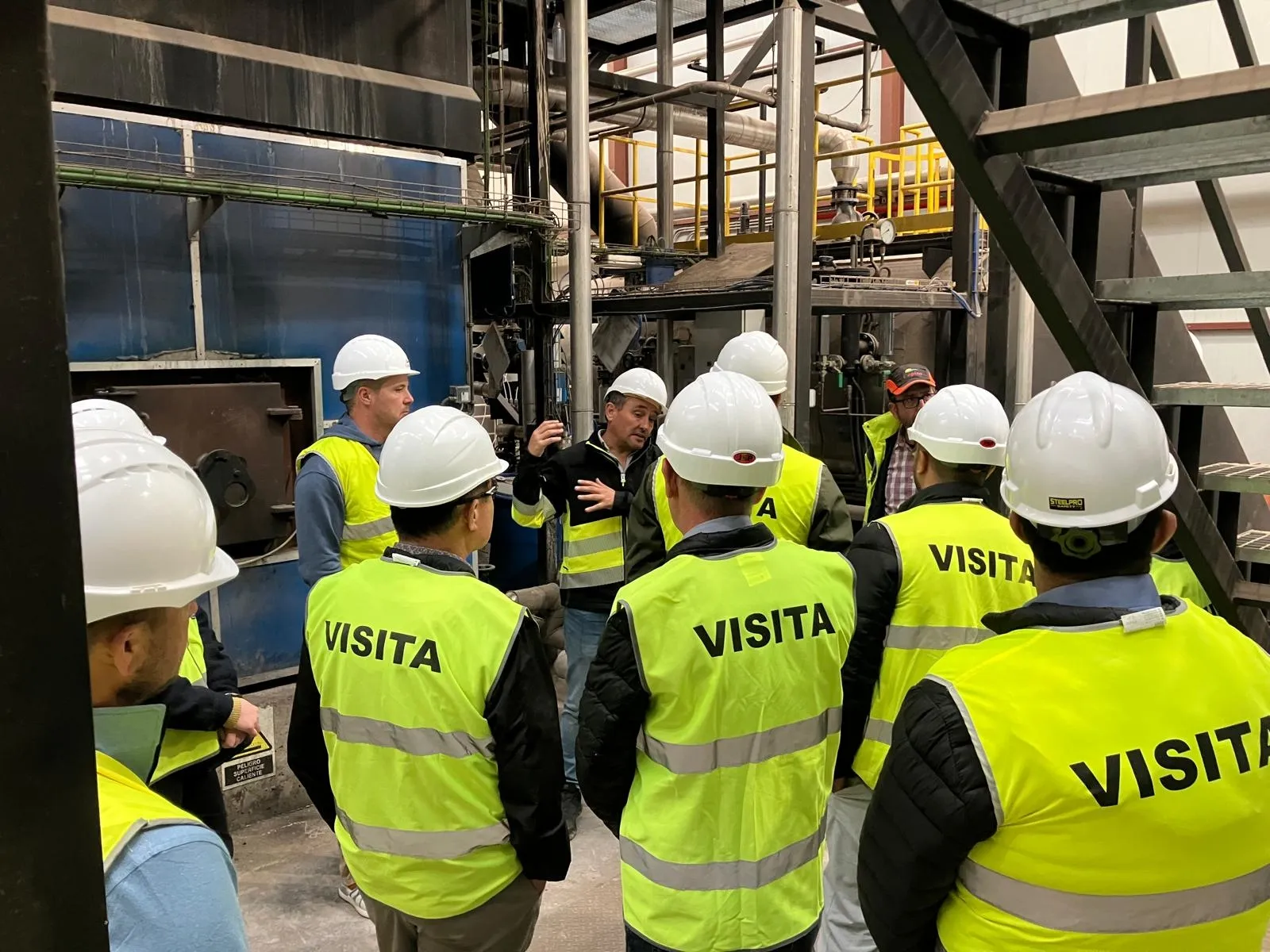 Foto 2 - Representantes de empresas c&aacute;rnicas l&iacute;deres de 11 pa&iacute;ses visitan Copiso
