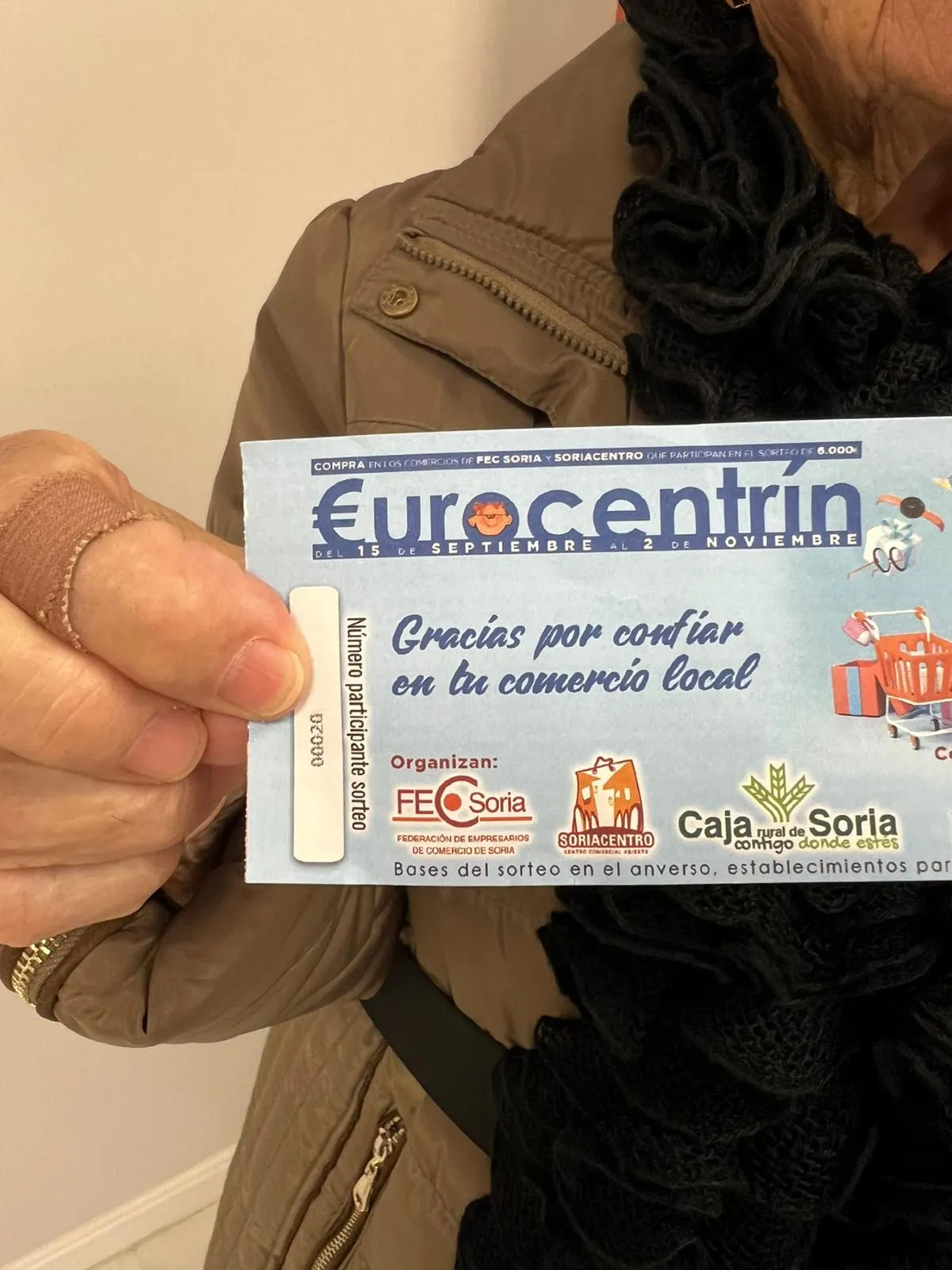 Foto 2 - Esperanza Mar&iacute;n, de 85 a&ntilde;os, gana los 6.000 euros del Eurocentr&iacute;n de FECSoria