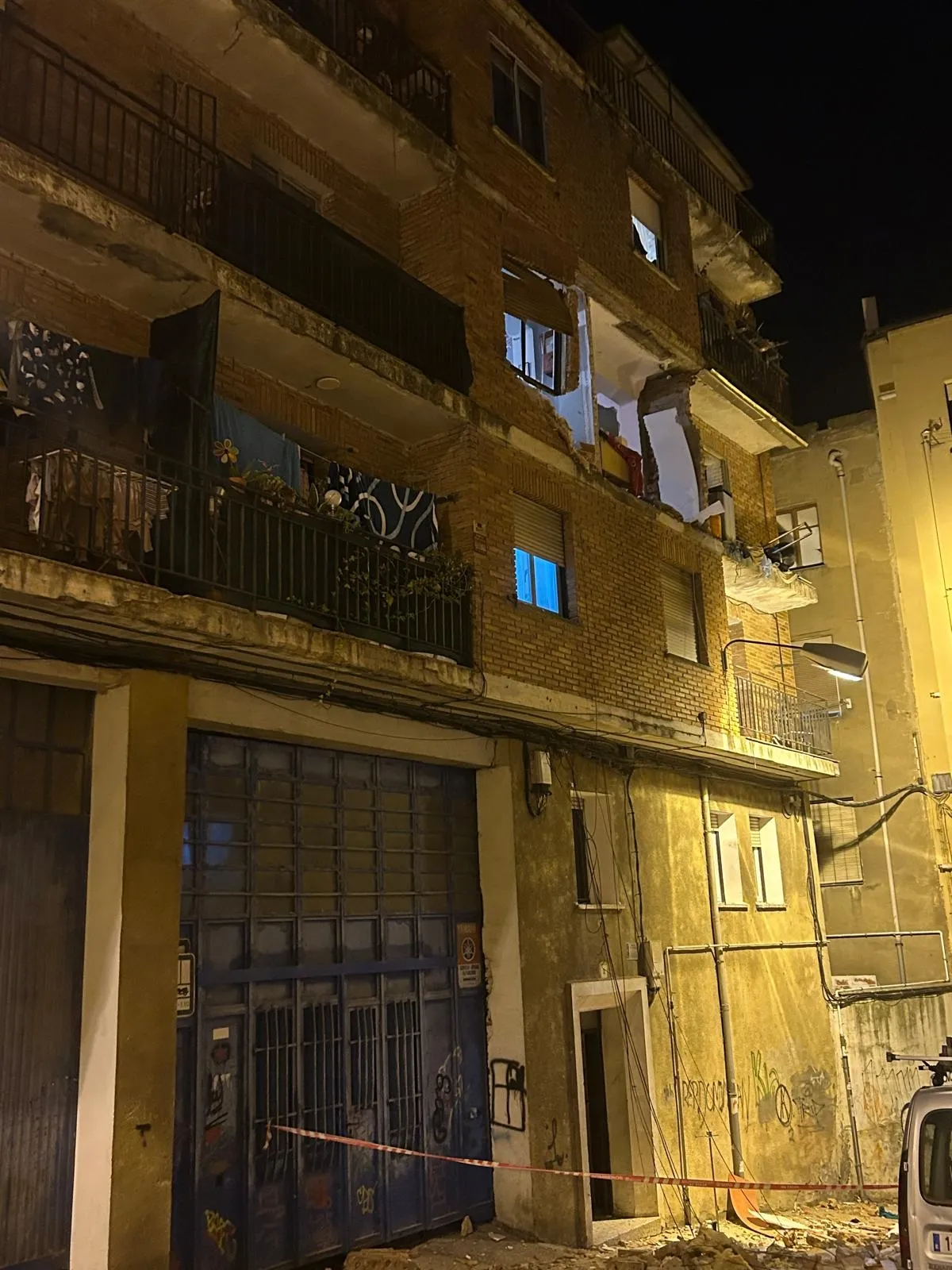 Foto 2 - AMPLIACI&Oacute;N: Una explosi&oacute;n sacude la noche soriana
