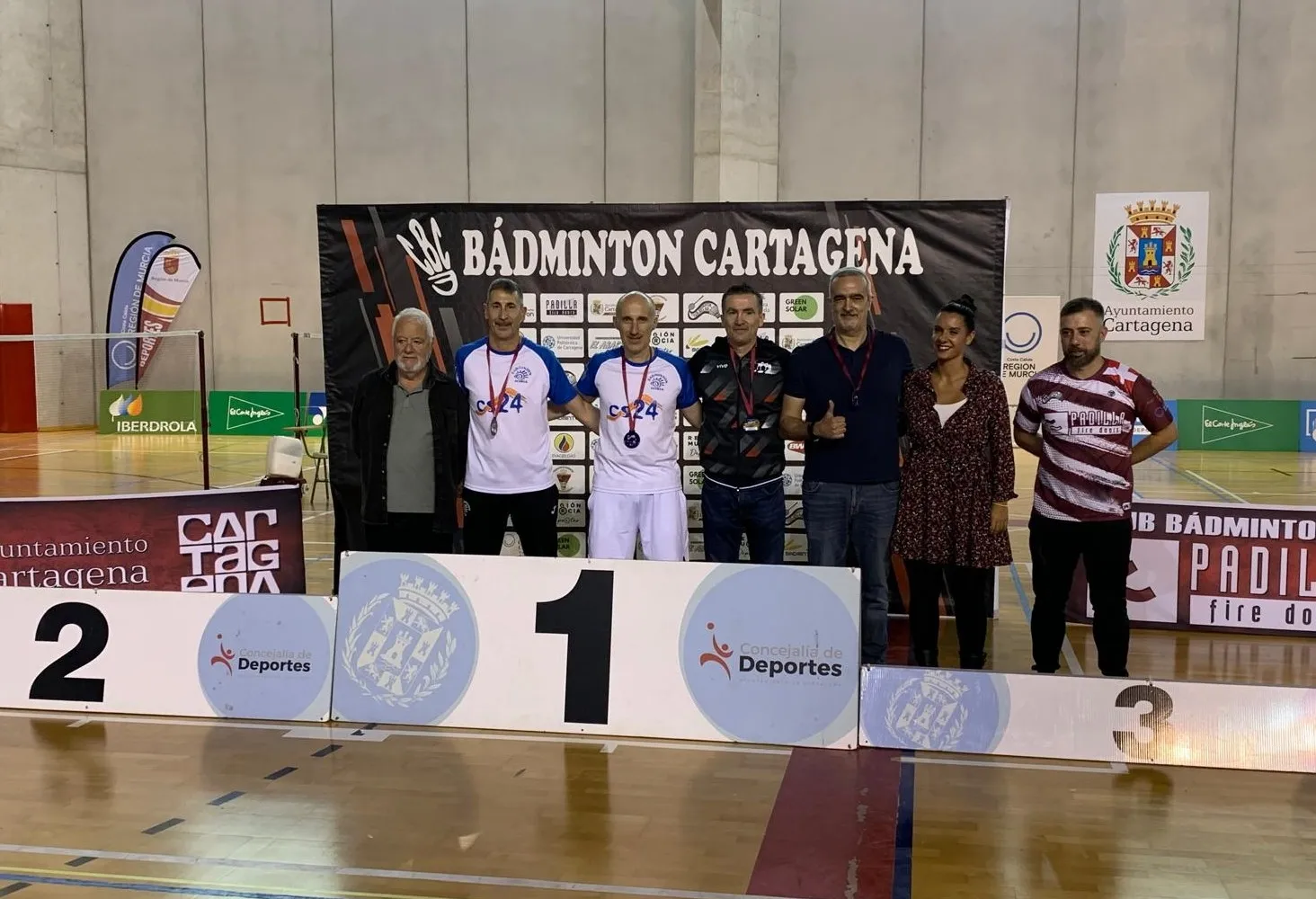 Foto 9 - Fin de semana dorado para el b&aacute;dminton soriano con trece metales