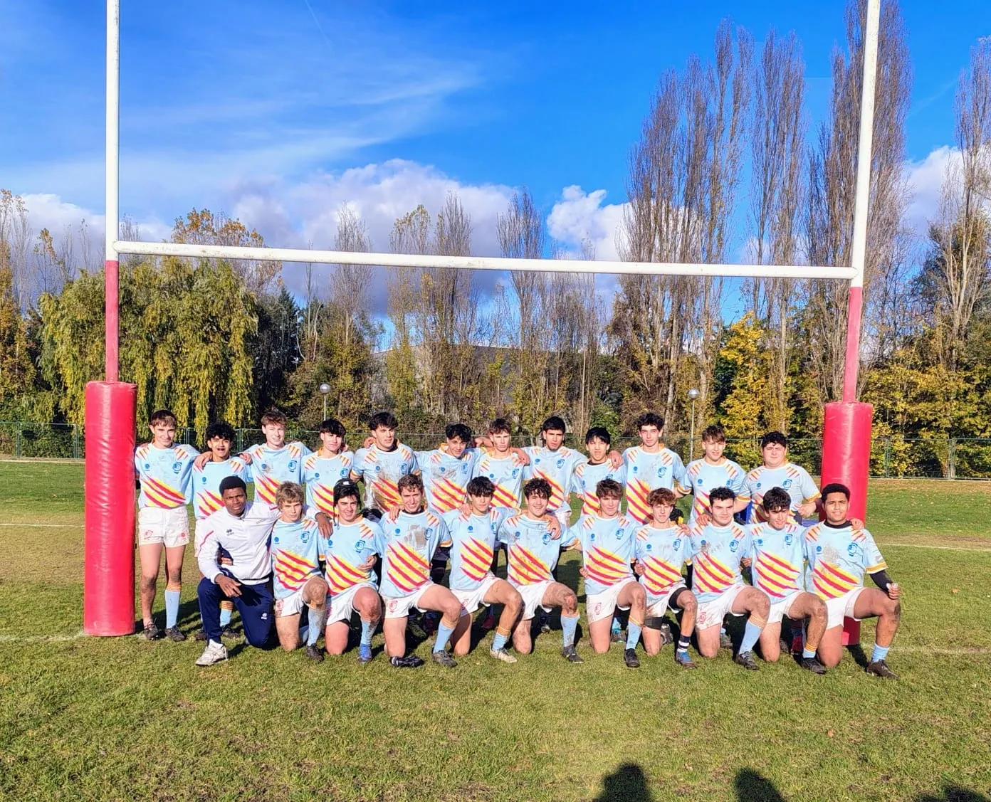 Foto 2 - El Ingenieros de Soria roza la remontada ante el Ejea y Eliexer debuta con la selecci&oacute;n aragonesa