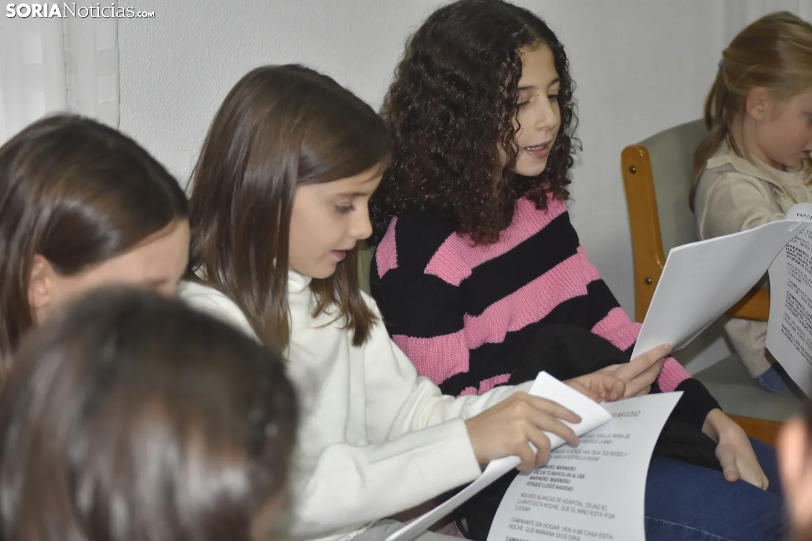 Primer ensayo del Coro 'Voces blancas del Duero'. /Encarna Muñoz