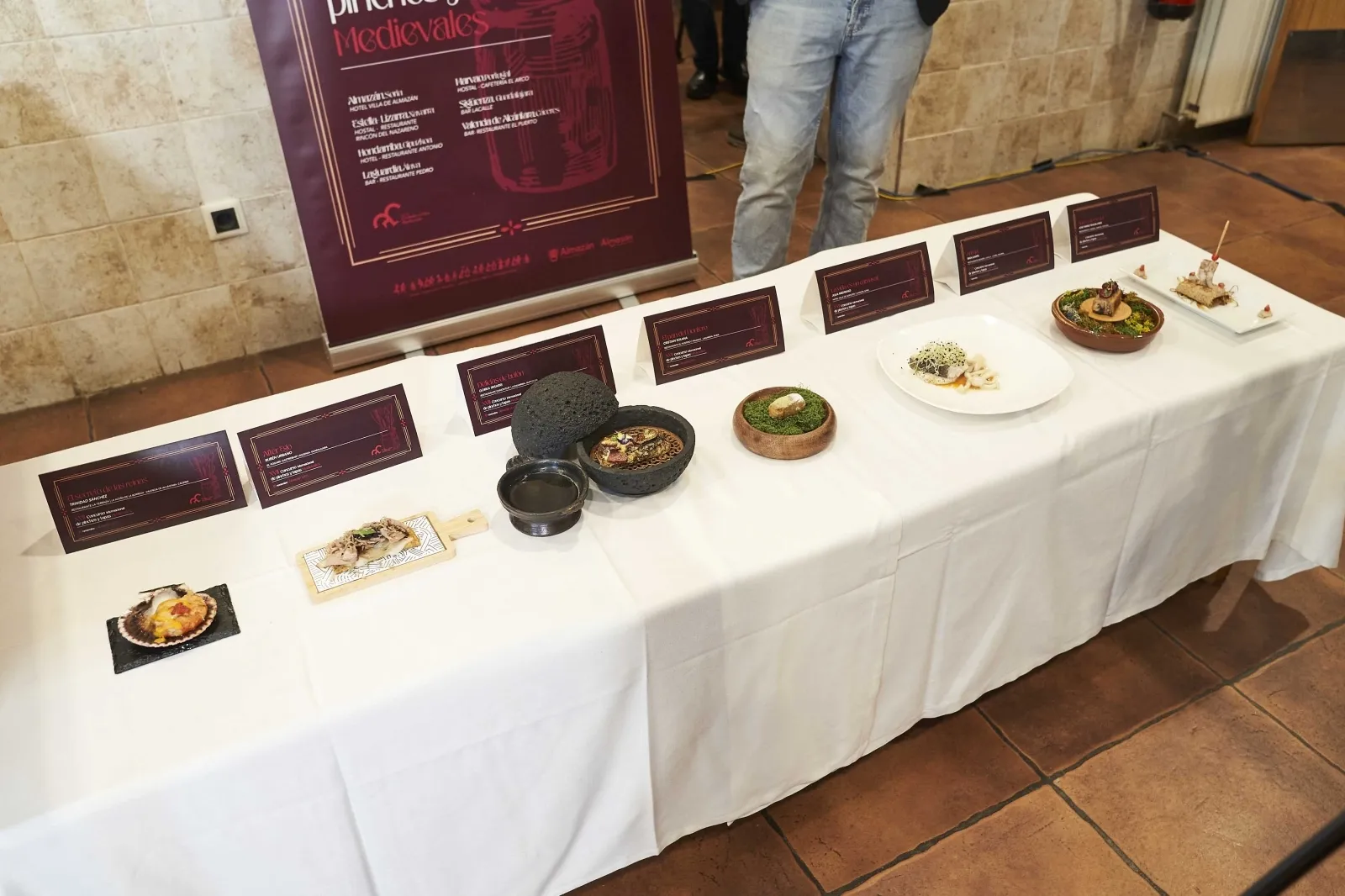 Foto 8 - Iban Garin se corona Chef Medieval 2025 en Almaz&aacute;n con su pincho 'Arima'