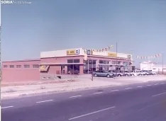 Fotos históricas de Jemoya, desde las primeras ferias de Almazán hasta sus instalaciones en la avenida Valladolid de la capital.