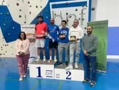 Foto 5 - La cantera del b&aacute;dminton soriano brilla en Ibiza con el bronce internacional de Daniel Mar&iacute;n