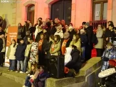 Una imagen del acto en la entrada principal del Palacio Provincial. /PC
