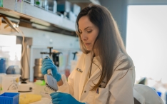 Foto 3 - ENTREVISTA | La cient&iacute;fica soriana Cristina Llorente descubre un receptor intestinal clave contra el da&ntilde;o hep&aacute;tico