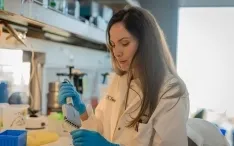 Foto 3 - ENTREVISTA | La cient&iacute;fica soriana Cristina Llorente descubre un receptor intestinal clave contra el da&ntilde;o hep&aacute;tico