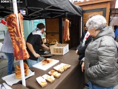 Foto 4 - Cr&oacute;nica y galer&iacute;a | Mucho vino y productos sorianos en la plaza Mariano Granados