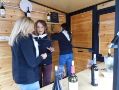 Foto 6 - Cr&oacute;nica y galer&iacute;a | Mucho vino y productos sorianos en la plaza Mariano Granados