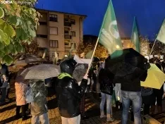 Foto 12 - PACMA convencido de que ser&aacute; el &uacute;ltimo Toro Jubilo: Cr&oacute;nica e im&aacute;genes de la manifestaci&oacute;n