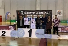Foto 9 - Fin de semana dorado para el b&aacute;dminton soriano con trece metales