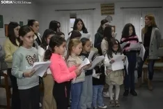 Primer ensayo del Coro 'Voces blancas del Duero'. /Encarna Muñoz