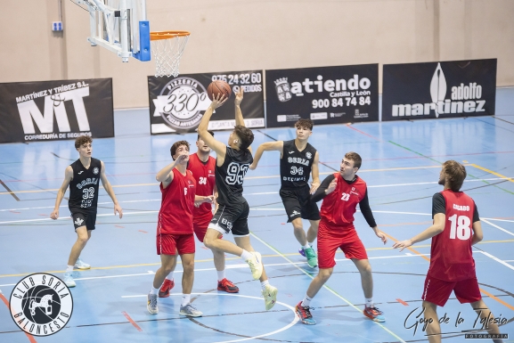 El CSB DÉCIMAS juega contra CD Base en Soria tras caer en Salamanca