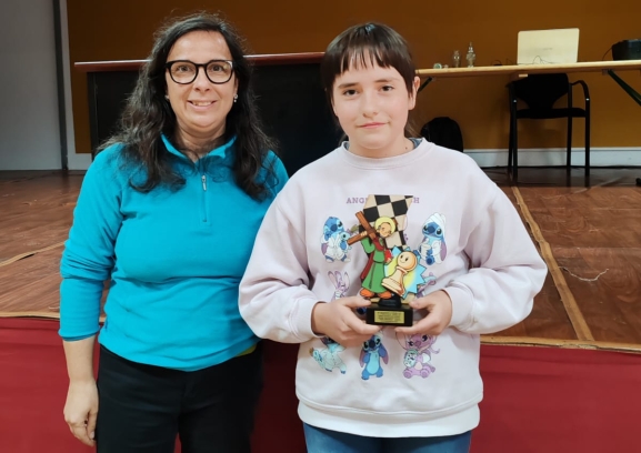 Adriana Martínez gana el Torneo de Ajedrez San Andrés en Almajano