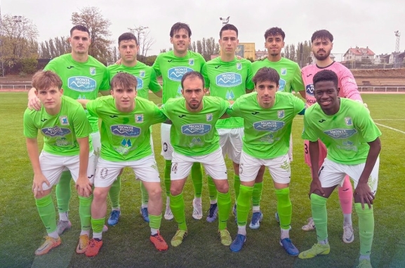 Tercera RFEF: La S.D. Almazán saca un punto a domicilio, mientras que el Numancia B sigue sin saber lo que es ganar