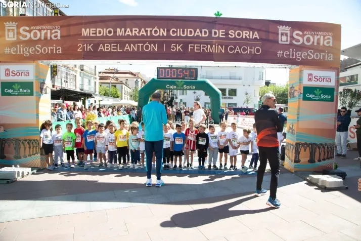 Carrera infantil Media Maratón de Soria 2025