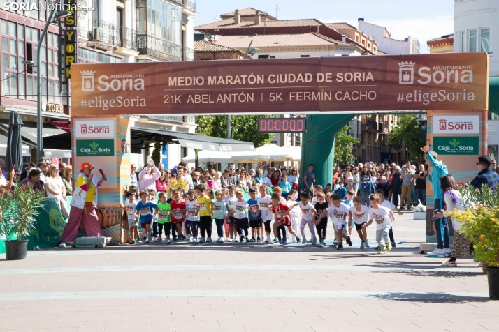 Carrera infantil Media Maratón de Soria 2025