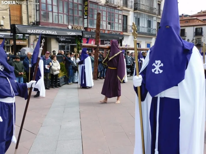 Fotos: Multitudinaria procesi&oacute;n de Las Siete Palabras de Jes&uacute;s en la Cruz