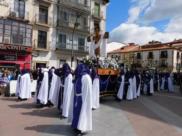 Fotos: Multitudinaria procesi&oacute;n de Las Siete Palabras de Jes&uacute;s en la Cruz