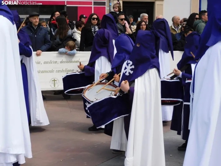 Fotos: Multitudinaria procesi&oacute;n de Las Siete Palabras de Jes&uacute;s en la Cruz