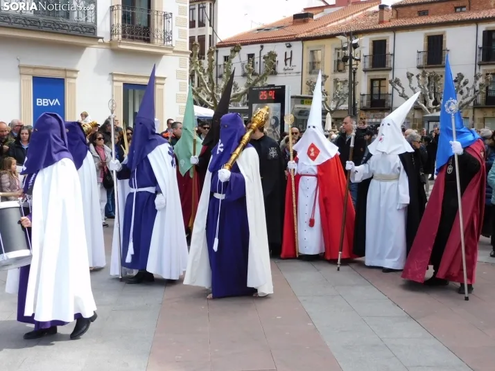 Fotos: Multitudinaria procesi&oacute;n de Las Siete Palabras de Jes&uacute;s en la Cruz