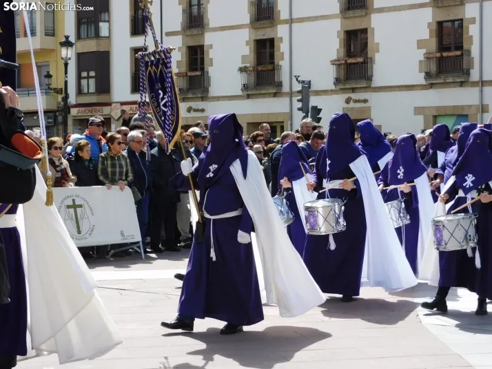 Fotos: Multitudinaria procesi&oacute;n de Las Siete Palabras de Jes&uacute;s en la Cruz