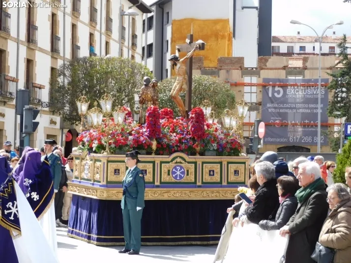 Fotos: Multitudinaria procesi&oacute;n de Las Siete Palabras de Jes&uacute;s en la Cruz