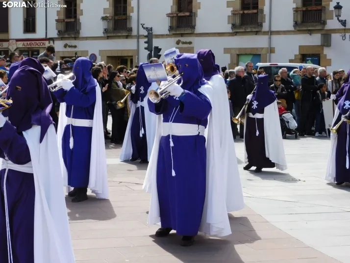 Fotos: Multitudinaria procesi&oacute;n de Las Siete Palabras de Jes&uacute;s en la Cruz