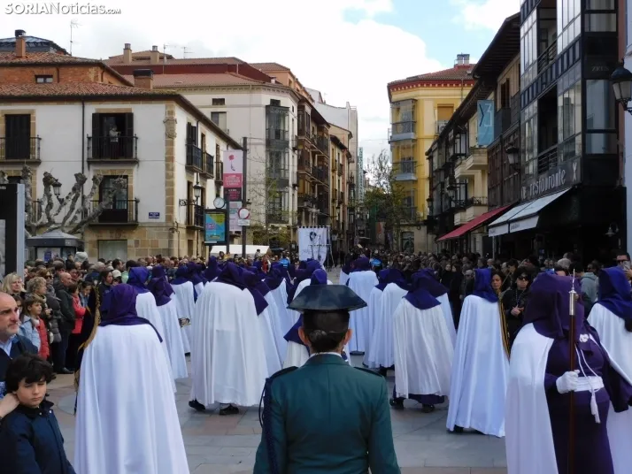 Fotos: Multitudinaria procesi&oacute;n de Las Siete Palabras de Jes&uacute;s en la Cruz