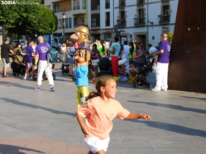 Gigantes y cabezudos 2025 en Soria