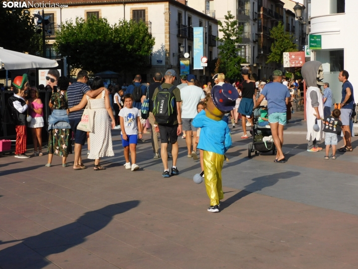 Gigantes y cabezudos 2025 en Soria