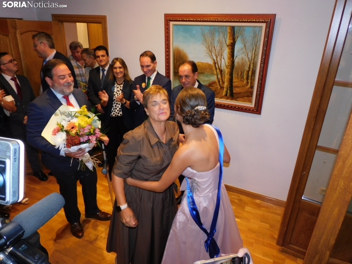 Fotos: Pistoletazo de salida a las fiestas de San Esteban con una plaza hasta la bandera