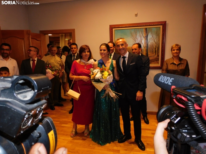 Fotos: Pistoletazo de salida a las fiestas de San Esteban con una plaza hasta la bandera