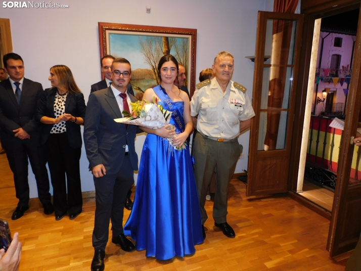 Fotos: Pistoletazo de salida a las fiestas de San Esteban con una plaza hasta la bandera