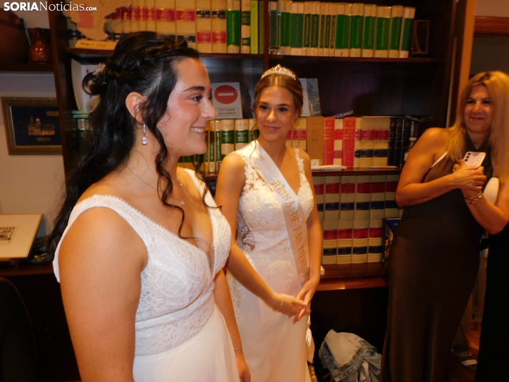 Fotos: Pistoletazo de salida a las fiestas de San Esteban con una plaza hasta la bandera