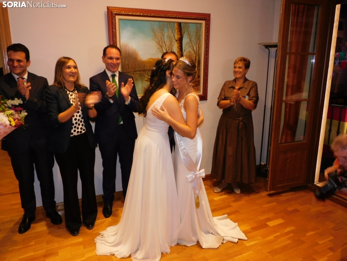 Fotos: Pistoletazo de salida a las fiestas de San Esteban con una plaza hasta la bandera