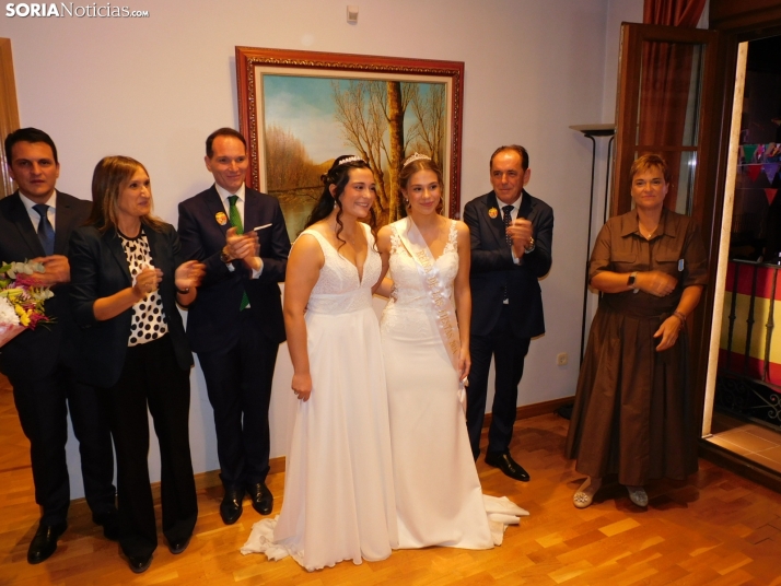 Fotos: Pistoletazo de salida a las fiestas de San Esteban con una plaza hasta la bandera