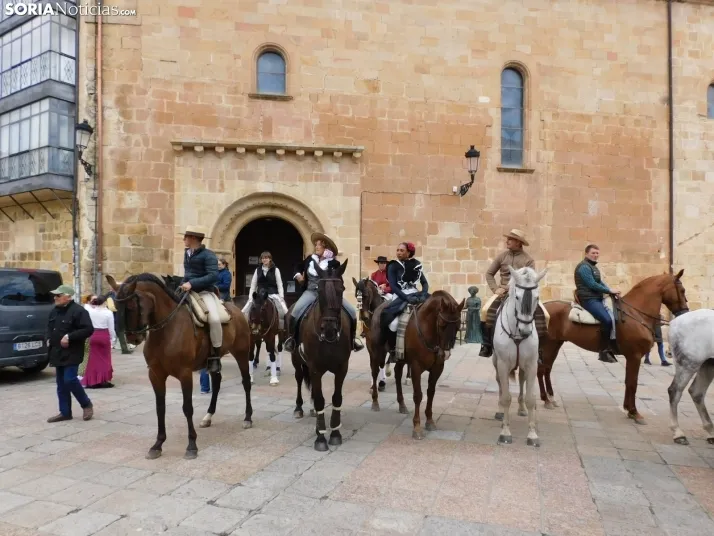 Romería de la Feria de Abril de El Calaveron 2025