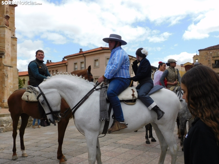 Romería de la Feria de Abril de El Calaveron 2025