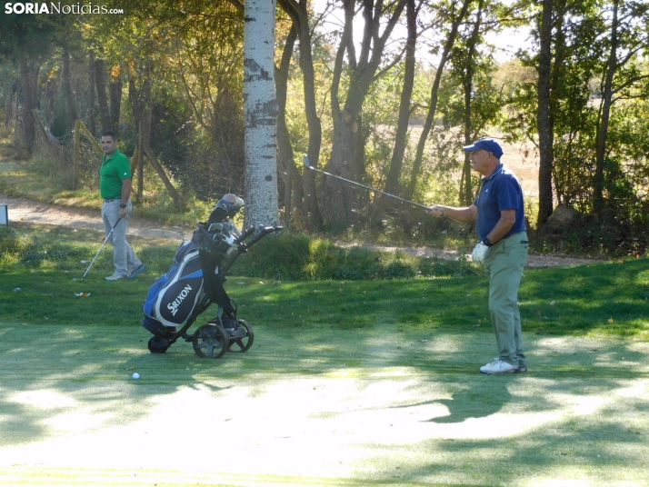 Fotos: Los golfistas de Soria ponen a prueba sus habilidades por el patr&oacute;n 