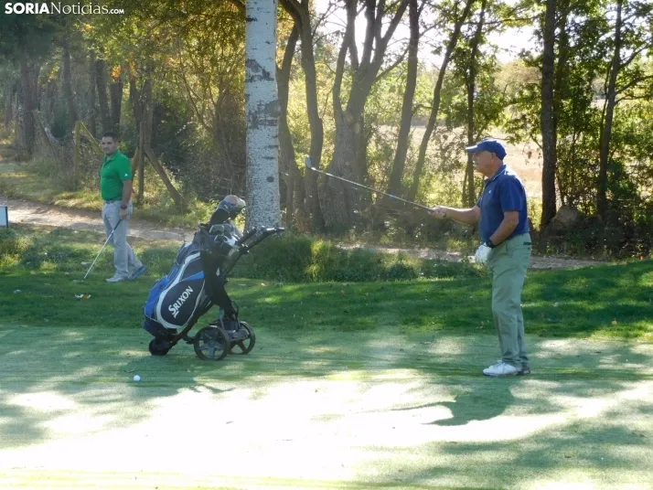 Fotos: Los golfistas de Soria ponen a prueba sus habilidades por el patr&oacute;n 